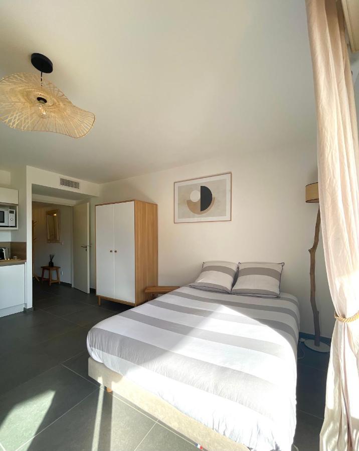 Luxueux Studio Neuf - Frontiere Monaco - Piscine - Parking Prive Eksteriør billede